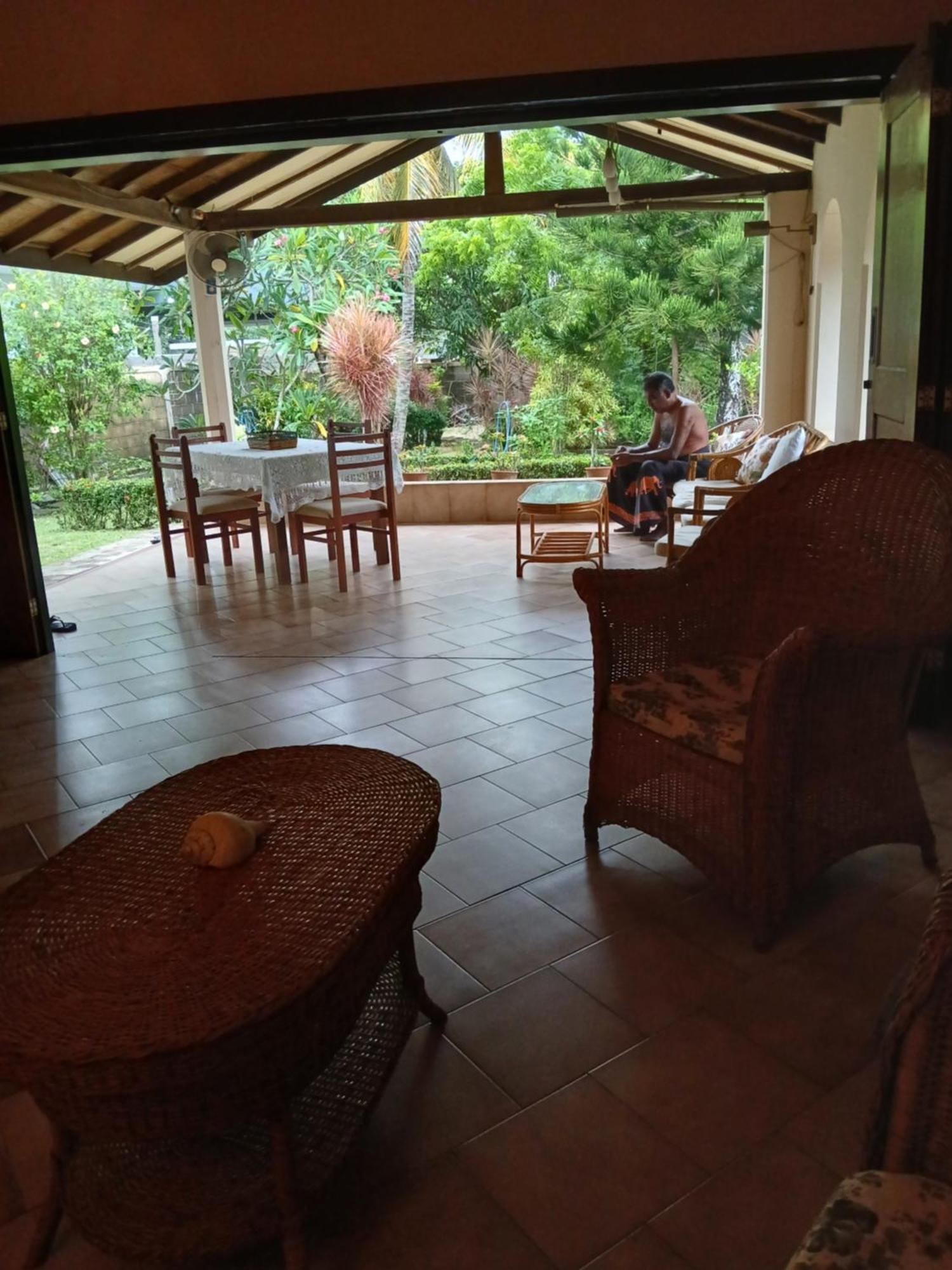 Fuchs Villas Negombo Esterno foto